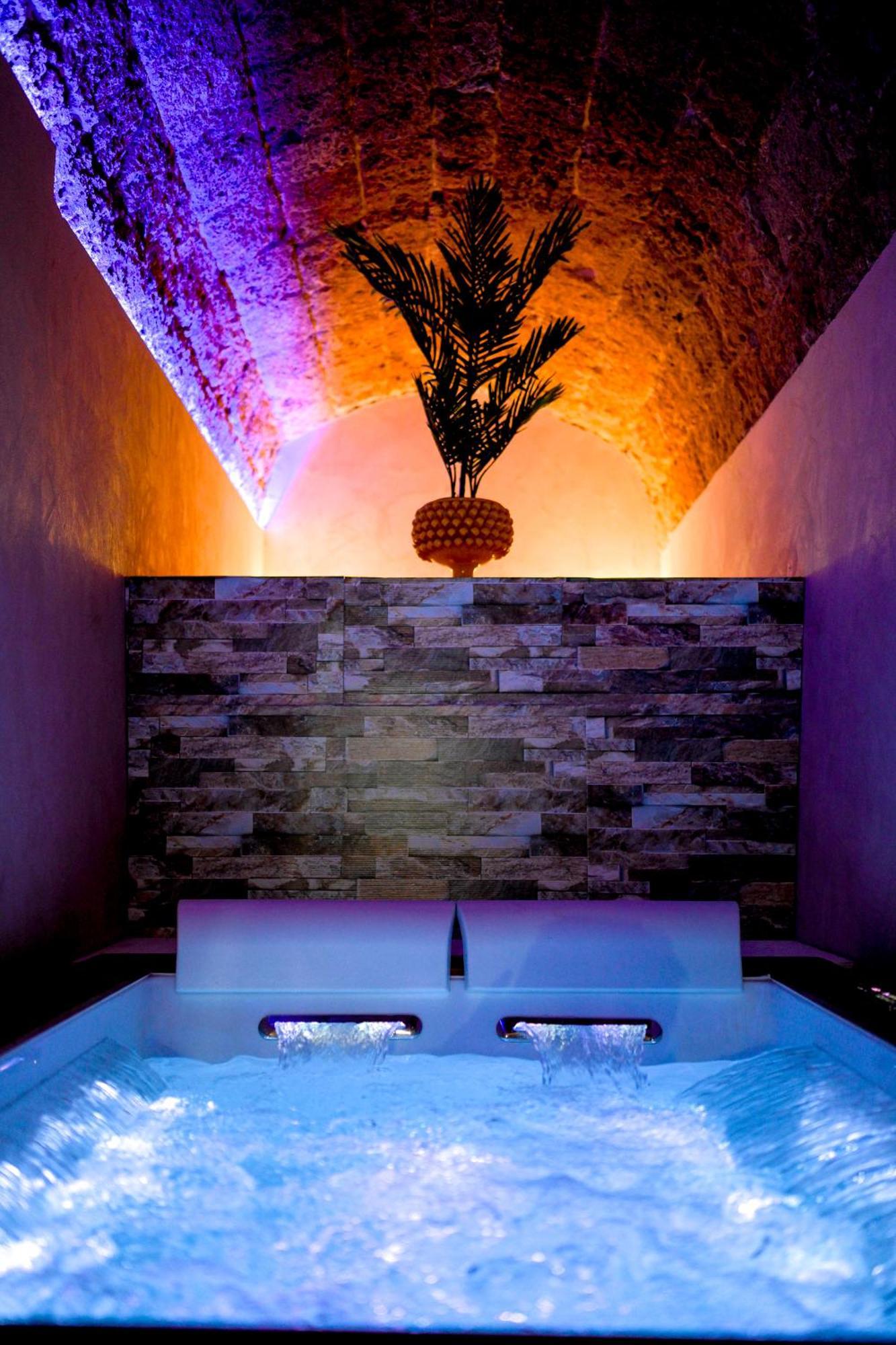 La Grotta, Luxury Suite & Spa نوتو المظهر الخارجي الصورة