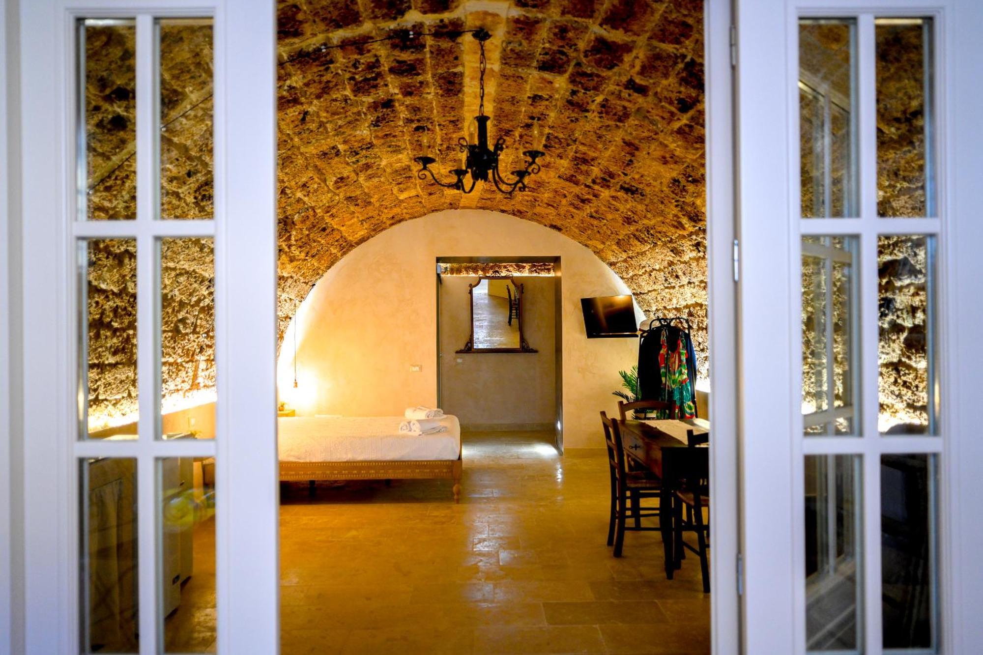 La Grotta, Luxury Suite & Spa نوتو المظهر الخارجي الصورة