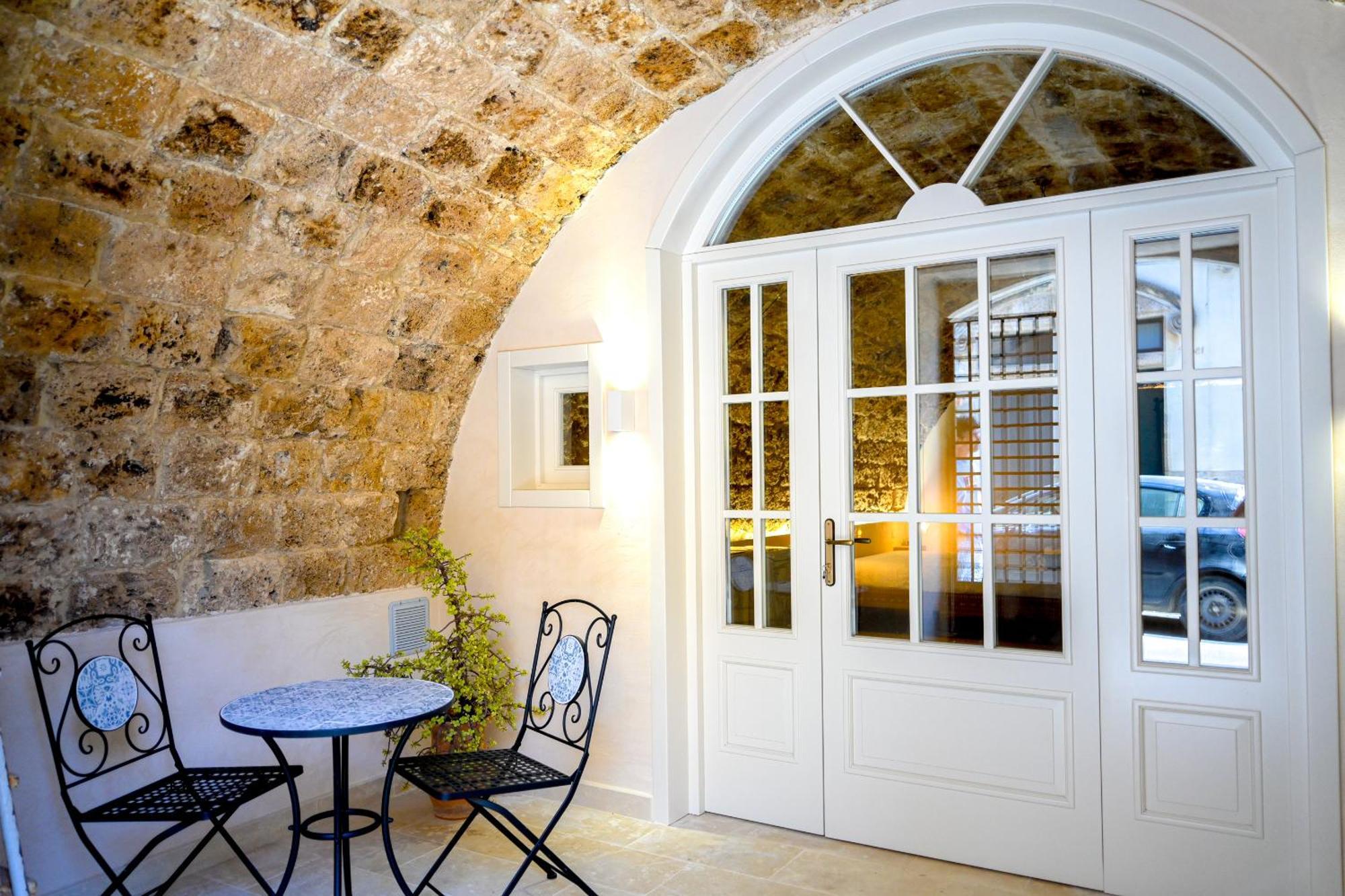 La Grotta, Luxury Suite & Spa نوتو المظهر الخارجي الصورة