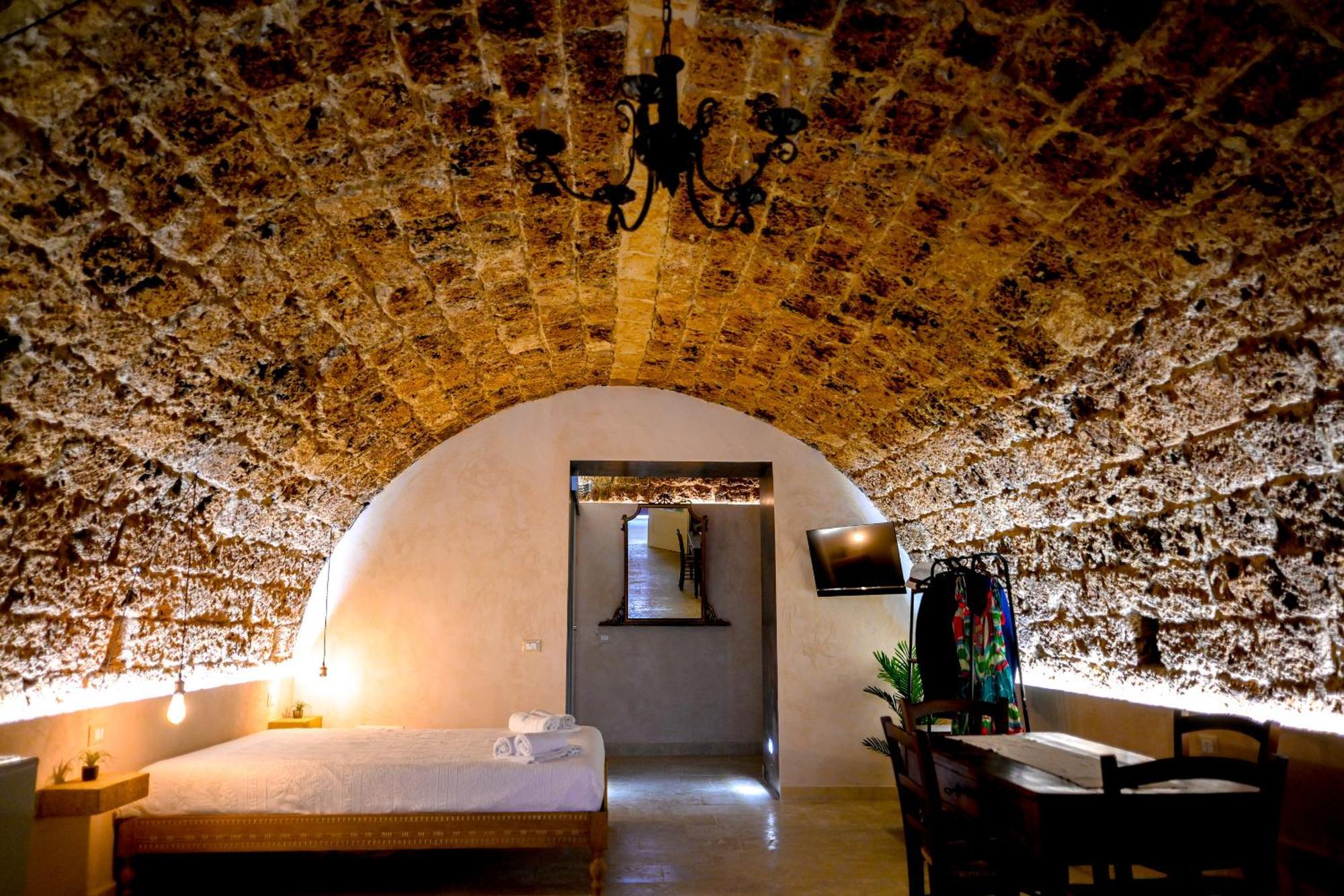 La Grotta, Luxury Suite & Spa نوتو المظهر الخارجي الصورة